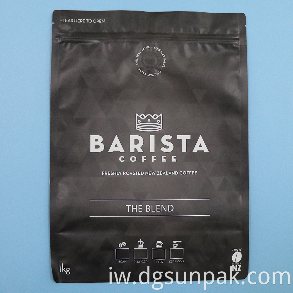 תיק doypack בגימור מט שחור בהתאמה אישית שקיות אריזה מפלסטיק לאריזת תחתונים